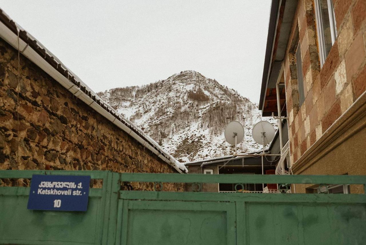 Arsenas Guest House Kazbegi Esterno foto