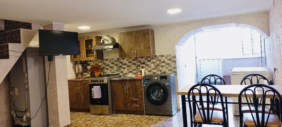 Arsenas Guest House Kazbegi Esterno foto